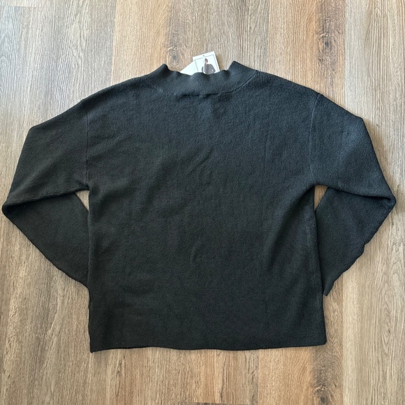 NWT Nine West Jeans Women's V-Neck‎ Black Knit Sweater Size Large - Picture 2 of 8